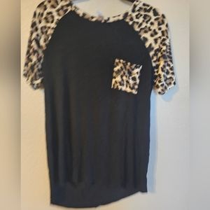 Short-sleeve Leopard Shirt